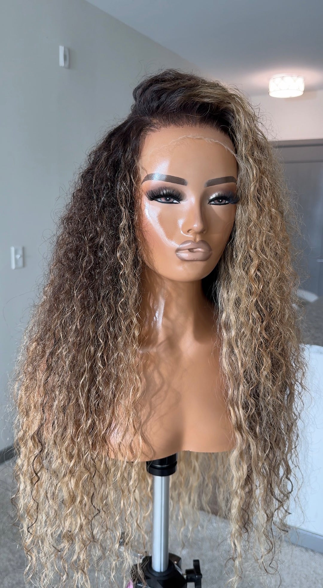 Londyn (Small 20-21.5)